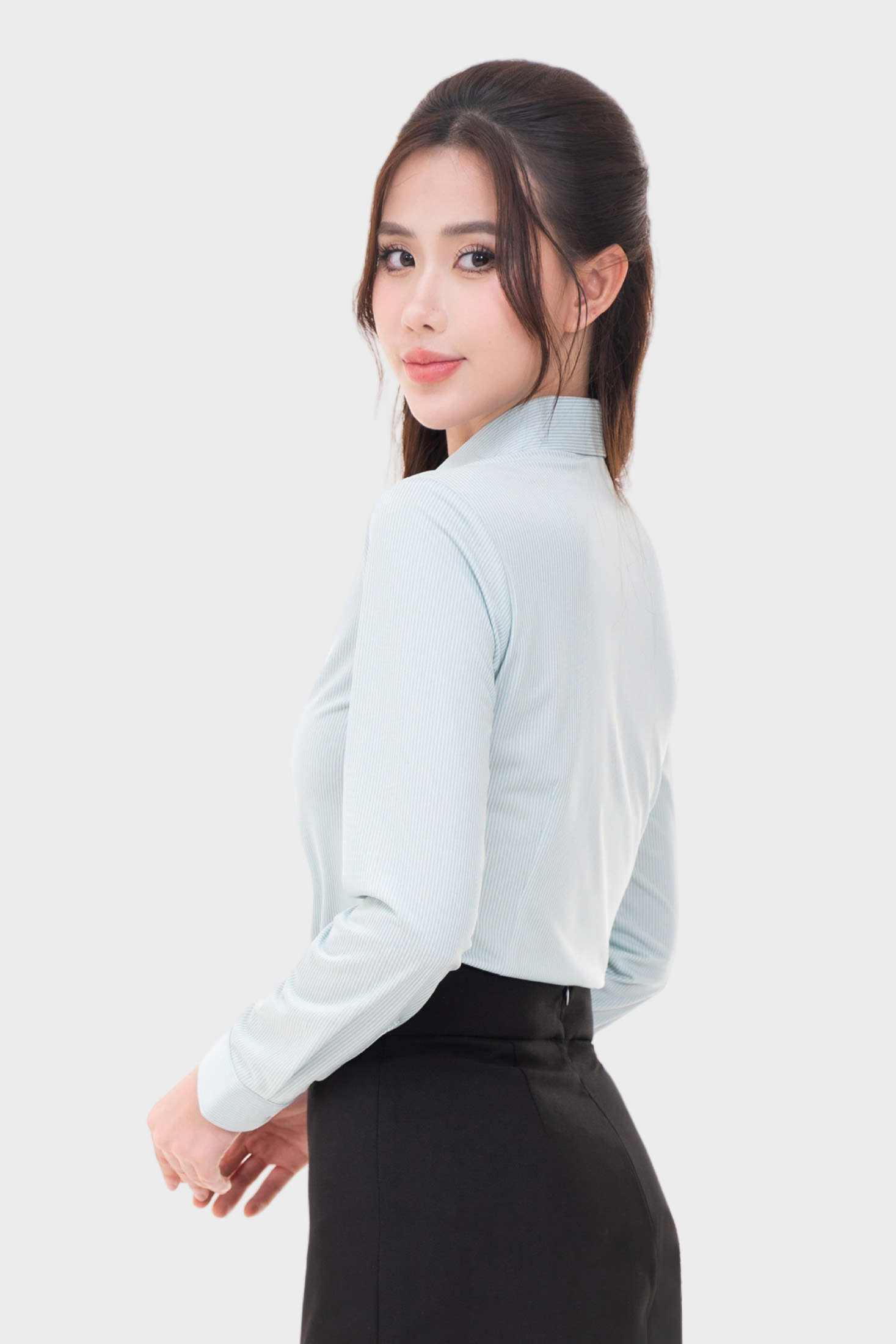 Áo sơ mi nữ dài tay sợi than tre cao cấp kẻ sọc nhỡ Thái Hòa 24ASW-251