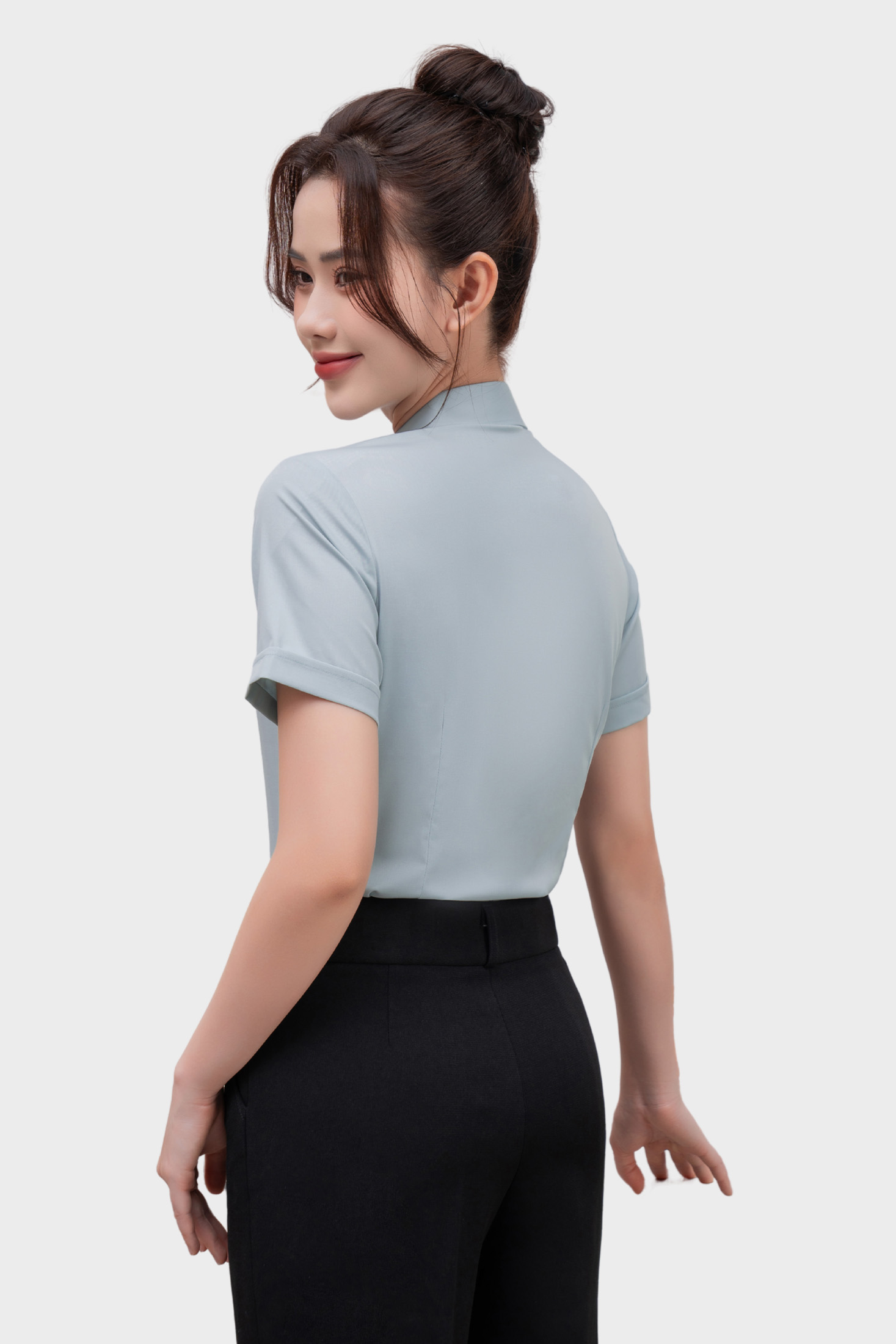 Áo sơ mi nữ Thái Hòa 25ASW-265 vải họa tiết ziczac dệt chìm cao cấp form slimfit có chiết ly eo cotton phối vicose